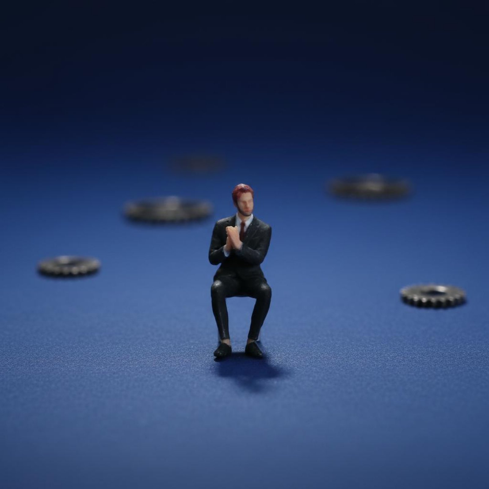 Figura de Hombre Sentado a Esc - Men Accessories For Suit reseña y precio